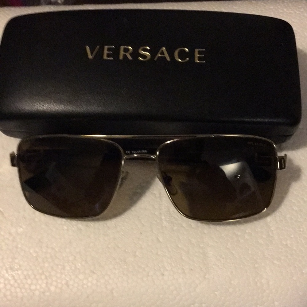 Versace shades - Picture 1 of 3